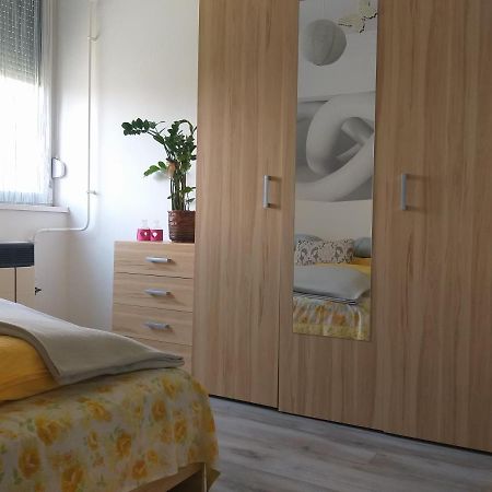 Simon Apartman Tiszafüred Exterior foto